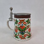 Kufel ceramiczny z cynowa pokrywką Kwiatowy BMF 