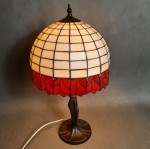 Lampka nocna witrażowa biało-czerwona TIFFANY