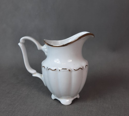Mlecznik porcelanowy zdobiony WAŁBRZYCH