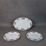 Zestaw talerzy owalnych porcelanowych w kwiaty CHODZIEŻ