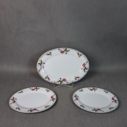 Zestaw talerzy owalnych porcelanowych w kwiaty CHODZIEŻ