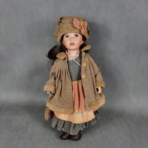 Lalka porcelanowa w stylu vintage KOLEKCJONERSKA