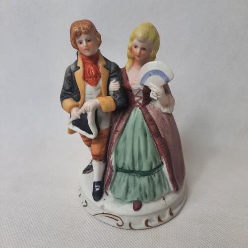 Figurki porcelanowe biskwitowe para 