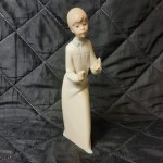 Figurka porcelanowa kobieta 
