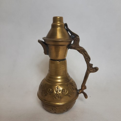 Dzbanuszek mosiężny Arabski