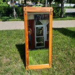 Lustro w drewnianej ramie do zawieszenia  (1)